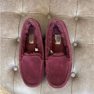 Ugg Ansley Slipper Size 9